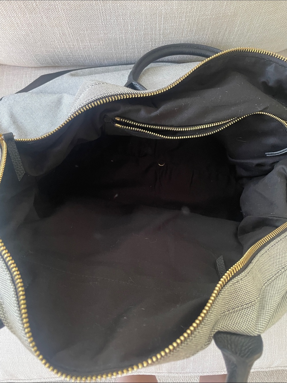 Vineyard Vines Gray Canvas and Black Leather Duffel Bag - Picture 6 of 7